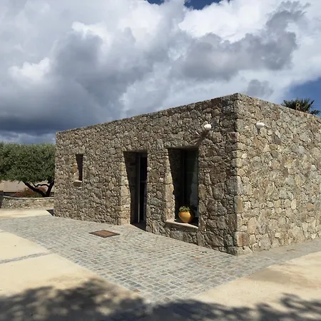 Hotell U San Daniellu Et Farinole